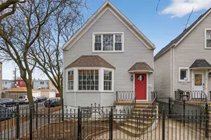 1657 N Harding Ave, Chicago, IL 60647 - Photo 1