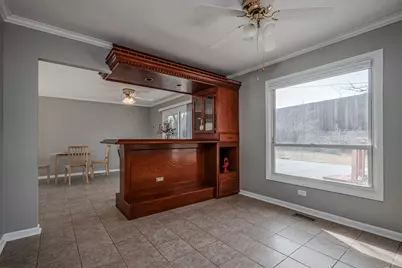 2S164 Beaumont Lane, Lombard, IL 60148 - Photo 9