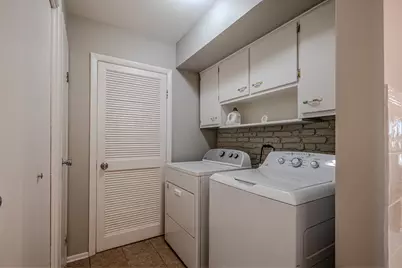 2S164 Beaumont Lane, Lombard, IL 60148 - Photo 15