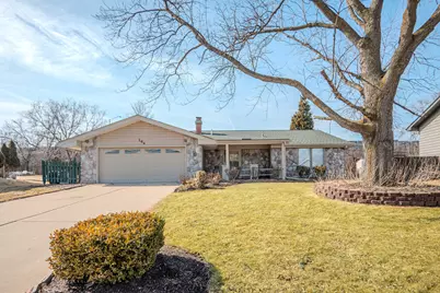 2S164 Beaumont Lane, Lombard, IL 60148 - Photo 1