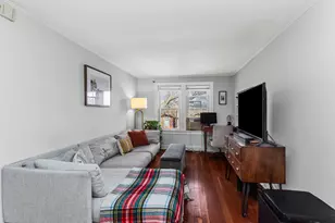 1033 W Wellington Ave, Chicago, IL 60657 - Photo 17