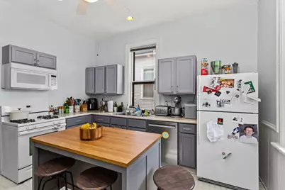 1033 W Wellington Avenue, Chicago, IL 60657 - Photo 15