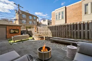 1910 N Larrabee St, Chicago, IL 60614 - Photo 21