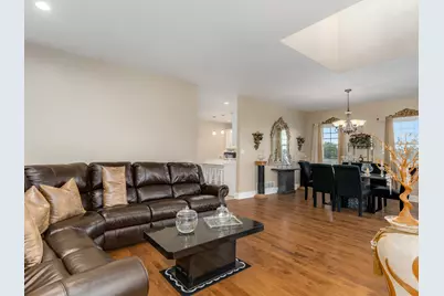 101 Bell Court, Oswego, IL 60543 - Photo 9