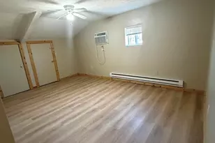 690 W Judson St, Carbon Hill, IL 60416 - Photo 5