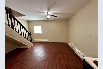 690 W Judson Street #8, Carbon Hill, IL 60416 - Photo 3