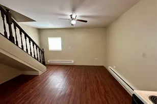 690 W Judson St, Carbon Hill, IL 60416 - Photo 3