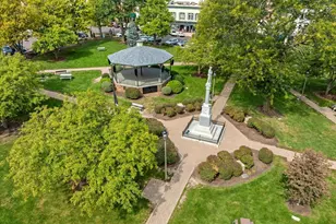 2006 Serenity Ln, Woodstock, IL 60098 - Photo 35