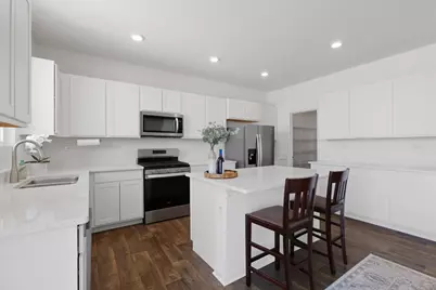 2006 Serenity Lane, Woodstock, IL 60098 - Photo 11