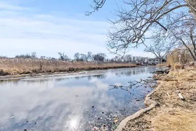 818 Sheridan Drive, Wauconda, IL 60084 - Photo 3