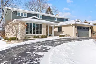 2S630 Ave Chateaux E, Oak Brook, IL 60523 - Photo 47