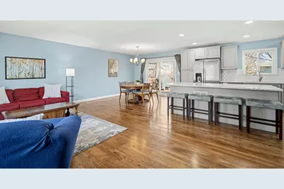 6825 Meadowcrest Drive, Downers Grove, IL 60516 - Photo 5