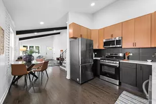 600 N Iowa Ave, Villa Park, IL 60181 - Photo 7