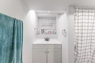 6241 S Troy St, Chicago, IL 60629 - Photo 9