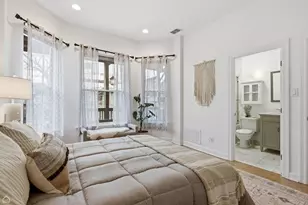 2833 N Burling St, Chicago, IL 60657 - Photo 17