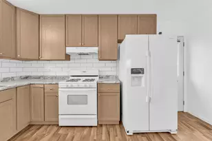 1321 N Cedar Lake Rd, Round Lake Beach, IL 60073 - Photo 5