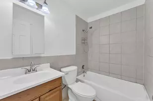 1321 N Cedar Lake Rd, Round Lake Beach, IL 60073 - Photo 9