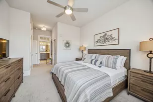 105 S Cottage Hill Ave, Elmhurst, IL 60126 - Photo 9