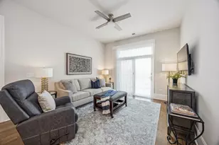 105 S Cottage Hill Ave, Elmhurst, IL 60126 - Photo 7