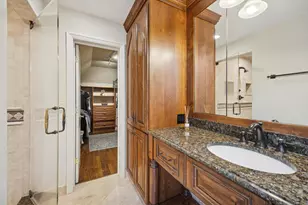 8S230 Hampton Cir, Naperville, IL 60540 - Photo 17