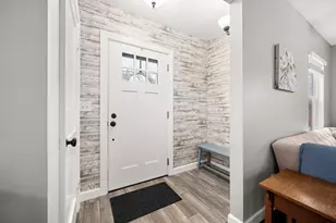 835 Albert Ave, Sycamore, IL 60178 - Photo 9