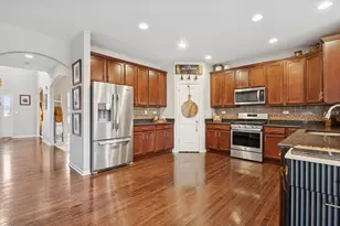 2380 River Hills Ln, Bolingbrook, IL 60490 - Photo 7