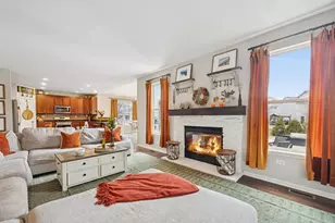 2380 River Hills Ln, Bolingbrook, IL 60490 - Photo 5