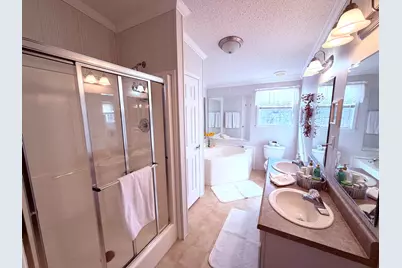 392 W Shirley Lane, Richview, IL 62877 - Photo 9