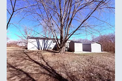 392 W Shirley Lane, Richview, IL 62877 - Photo 13