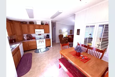 392 W Shirley Lane, Richview, IL 62877 - Photo 5