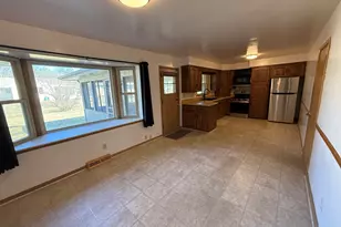 4524 Newcastle Rd, Rockford, IL 61108 - Photo 5