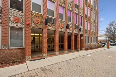 1041 Susan Collins Lane #203, Oak Park, IL 60302 - Photo 3