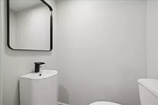 1041 Susan Collins Ln, Oak Park, IL 60302 - Photo 19