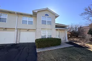 647 Beaver Ct, Naperville, IL 60563 - Photo 1