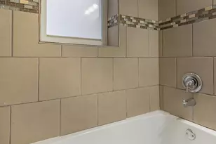 7750 S Saginaw Ave, Chicago, IL 60649 - Photo 21