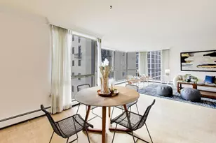 1310 N Ritchie Ct, Chicago, IL 60610 - Photo 15