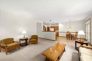 790 Bohannon Cir, Oswego, IL 60543 - Photo 15