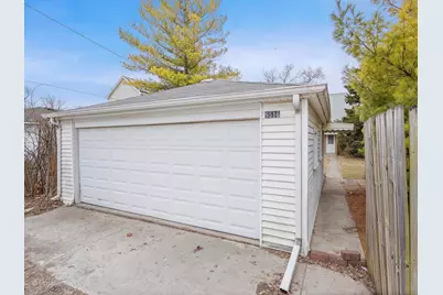 9516 Jackson Avenue, Brookfield, IL 60513 - Photo 13