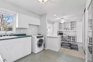 460 E Broadway Ave, Crystal Lake, IL 60014 - Photo 17