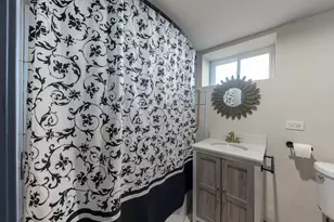 1918 S 9th Ave, Maywood, IL 60153 - Photo 17