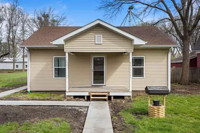 112 E Center Street, Seymour, IL 61875 - Photo 1