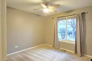 7030 Park Ln Ct, Woodridge, IL 60517 - Photo 7