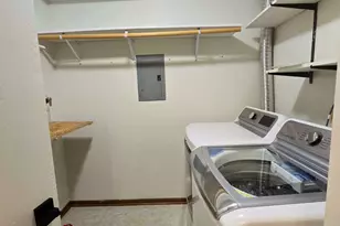 7030 Park Ln Ct, Woodridge, IL 60517 - Photo 13