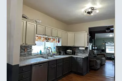 1922 Portland Avenue, Savanna, IL 61074 - Photo 13