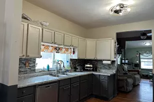 1922 Portland Ave, Savanna, IL 61074 - Photo 13