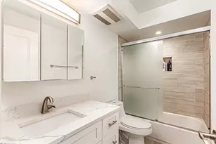 8620 W 95th St, Hickory Hills, IL 60457 - Photo 9