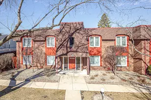 8620 W 95th St, Hickory Hills, IL 60457 - Photo 1