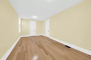 4242 W 21st Pl, Chicago, IL 60623 - Photo 9