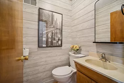 915 S Owen Street, Mount Prospect, IL 60056 - Photo 9