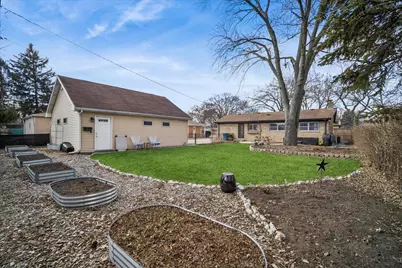 915 S Owen Street, Mount Prospect, IL 60056 - Photo 27